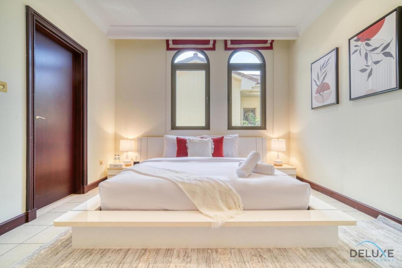 Premier 6br With Assistant's And Private Pool In Frond E Palm Jumeirah By Deluxe Homes