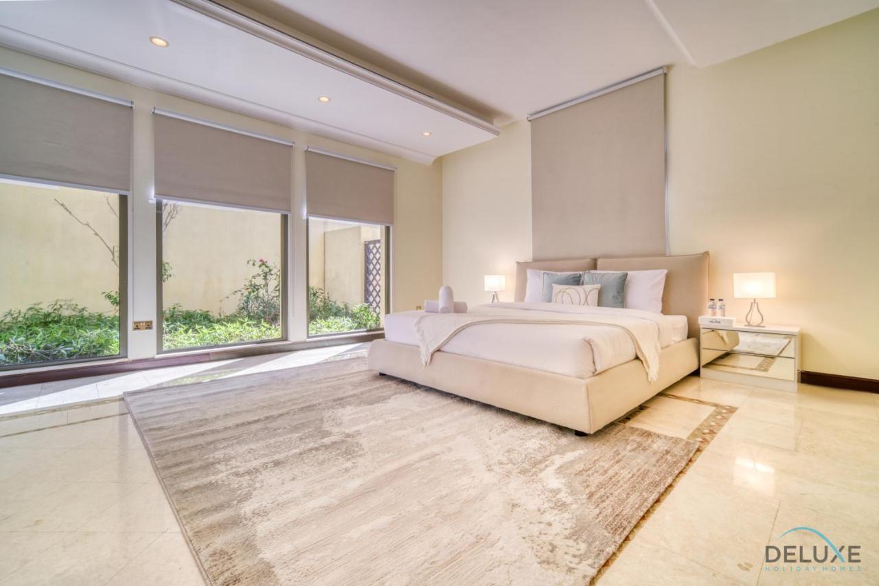 Апартаменти Premier 6br With Assistant's And Private Pool In Frond E Palm Jumeirah By Deluxe Homes Дубай