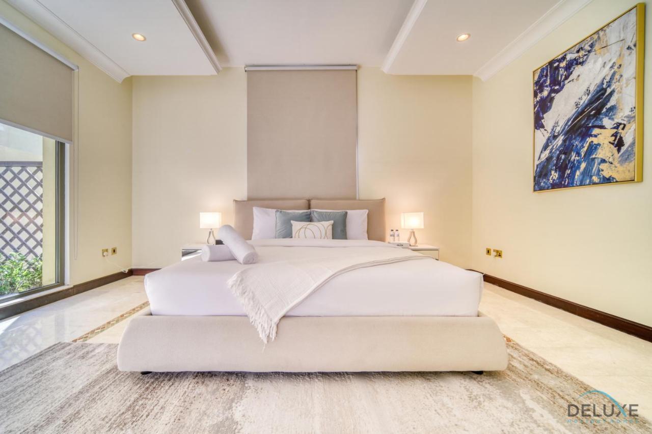 Premier 6br With Assistant's And Private Pool In Frond E Palm Jumeirah By Deluxe Homes Дубай