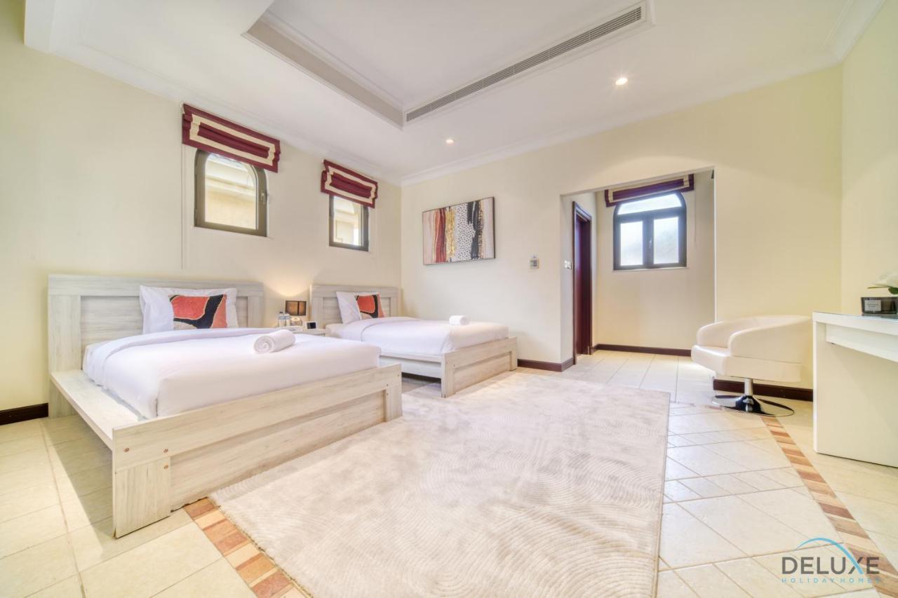 Premier 6br With Assistant's And Private Pool In Frond E Palm Jumeirah By Deluxe Homes