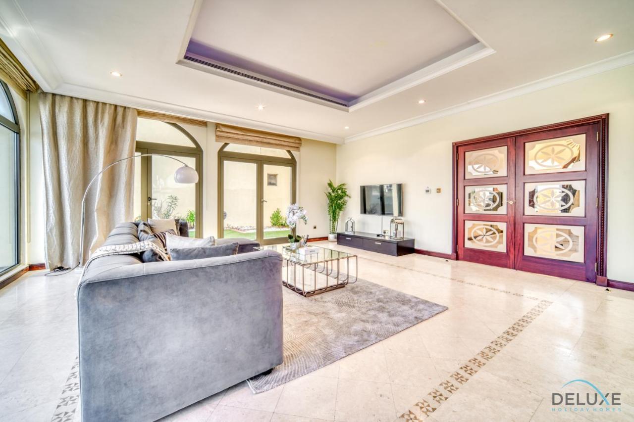 Premier 6br With Assistant's And Private Pool In Frond E Palm Jumeirah By Deluxe Homes * Дубай