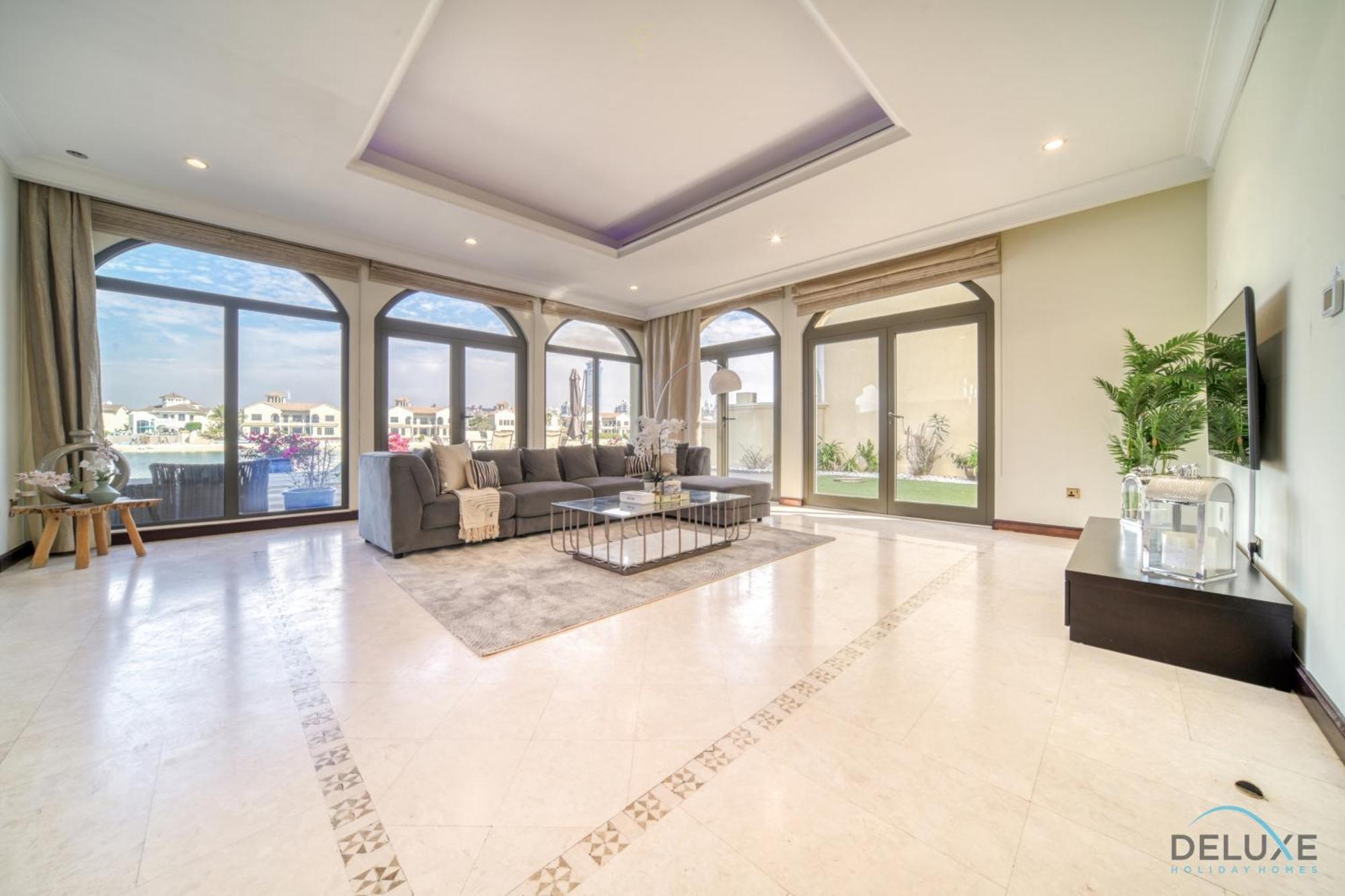 Premier 6br With Assistant's And Private Pool In Frond E Palm Jumeirah By Deluxe Homes * Дубай