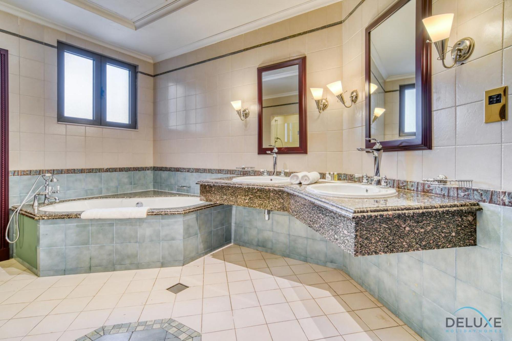 Premier 6br With Assistant's And Private Pool In Frond E Palm Jumeirah By Deluxe Homes Апартаменти *